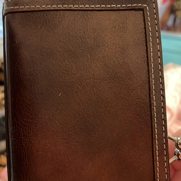 Pelle Studio bronze leather mini clutch wristlet - Picture 5 of 15